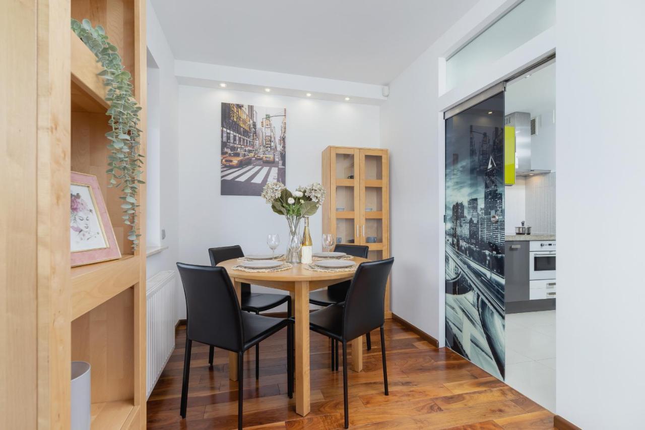 Krakow Blonia Apartment With Balcony By Noclegi Renters Exterior photo